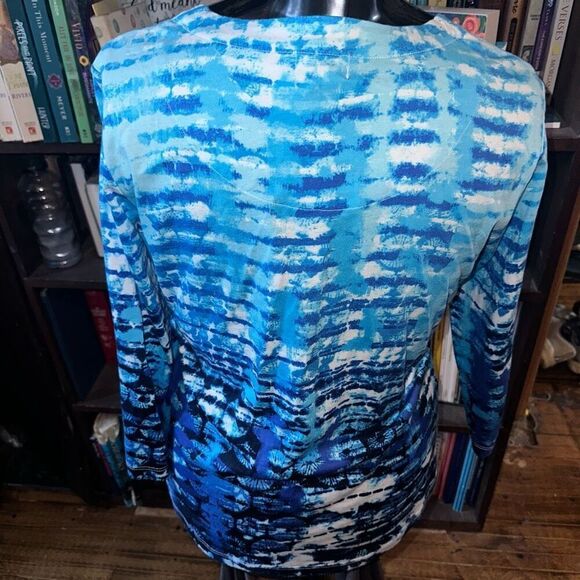 Chico’s sequined blue striped Mermaidcore knit 2/L top - Picture 2 of 3